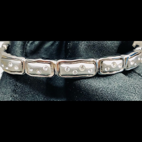 Swarovski Brushed Silver(tone) Bangle - Picture 2 of 6
